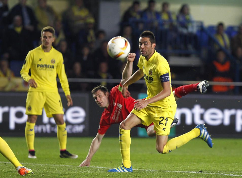 Las mejores imágenes del partido de ida de las semifinales de la Europa League entre el Villarreal y el Liverpool.