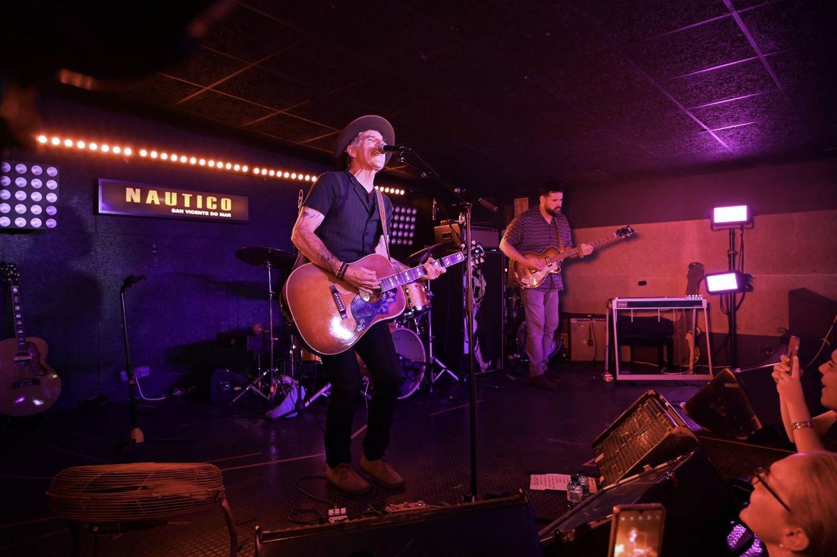 El Náutico durante el concierto de Mikel Erentxun.