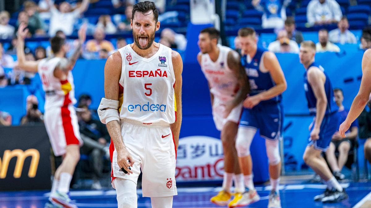 Rudy celebra un triple ante Finlandia.