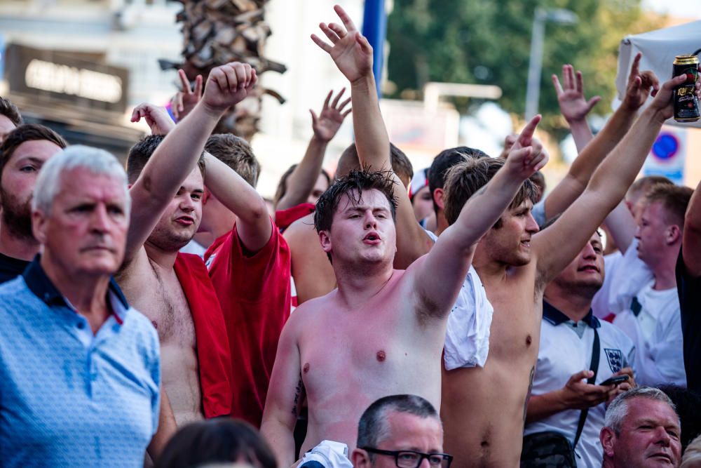 La afición inglesa vibra en Benidorm