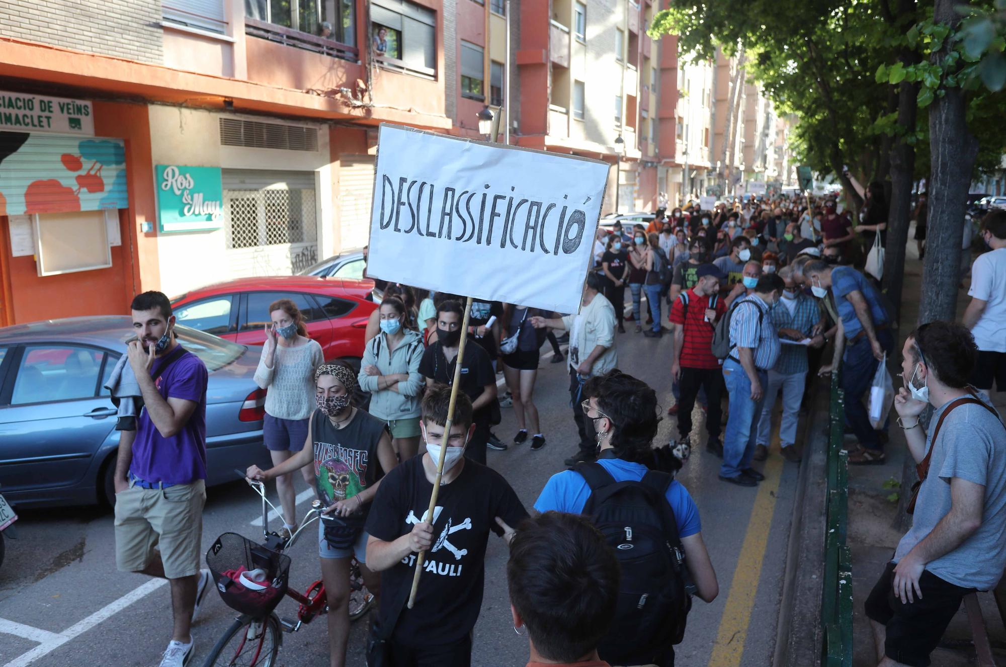 Protesta de los vecinos de Benimaclet contra el vallado de solares ocupados