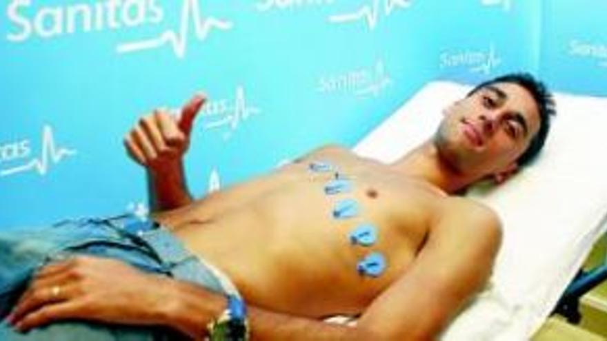 Arbeloa, &quot;en perfectas condiciones&quot; tras las pruebas médicas