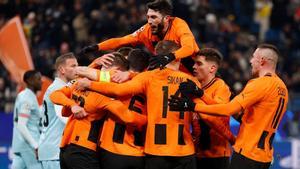 Resumen, goles y highlights del Shakhtar 1 - 0 Amberes de la Jornada 5 de la Fase de Grupos de la Champions League