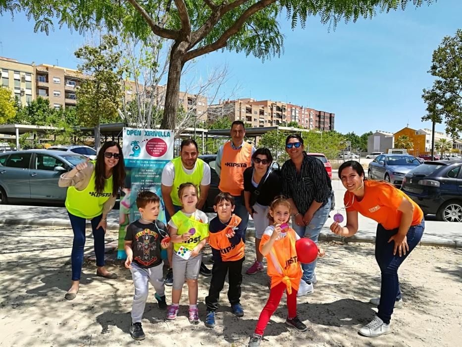 Participantes y monitoras en el programa.