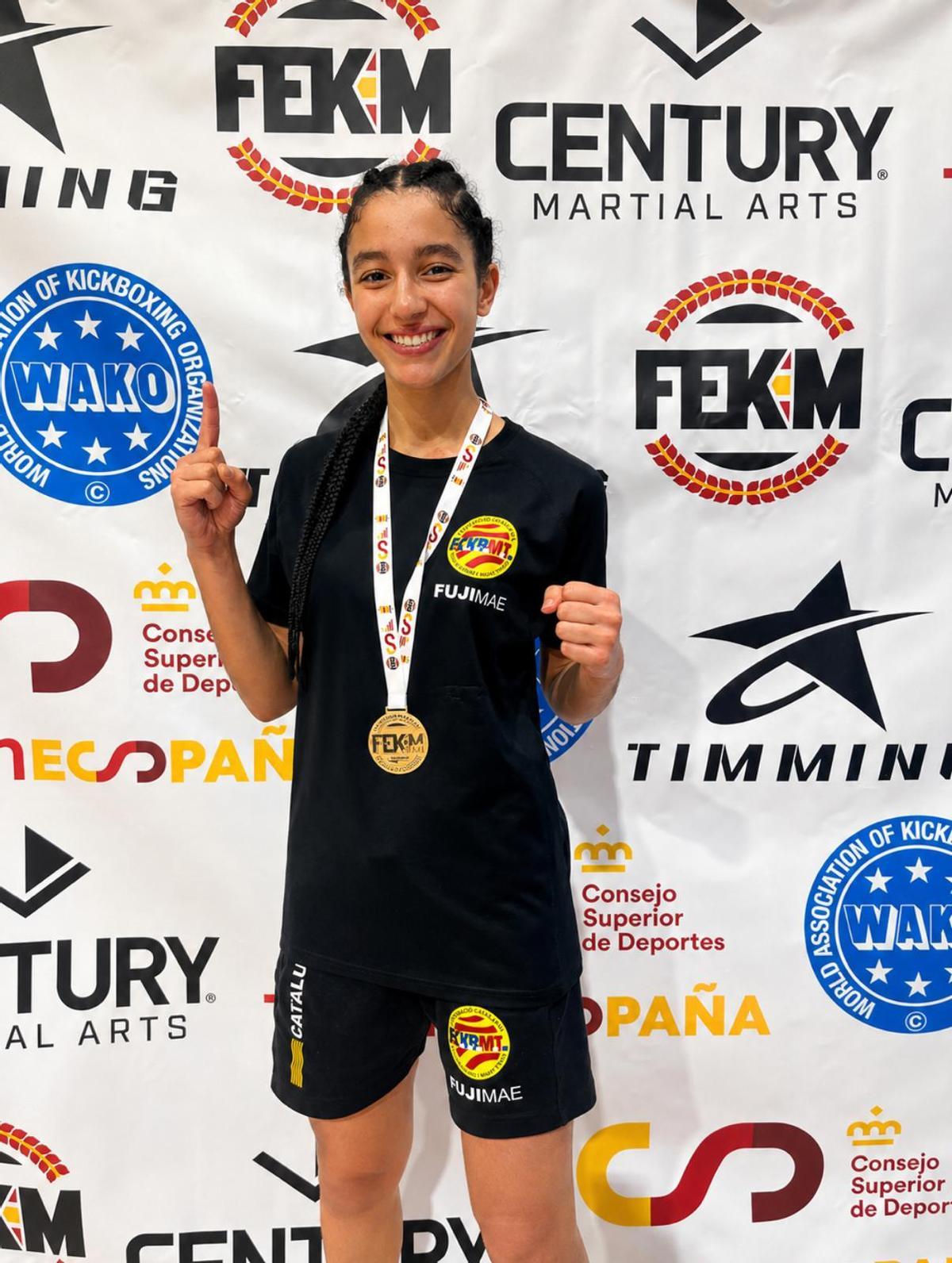 Sara Ouraichi, or en la seva categoria al campionat disputat a la Nucía