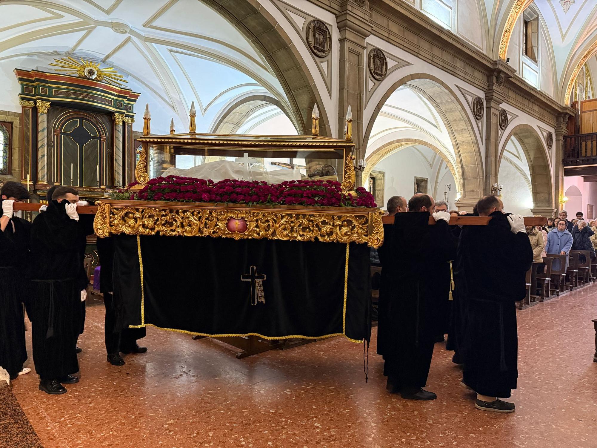 Así vivió Candás su Santo Entierro