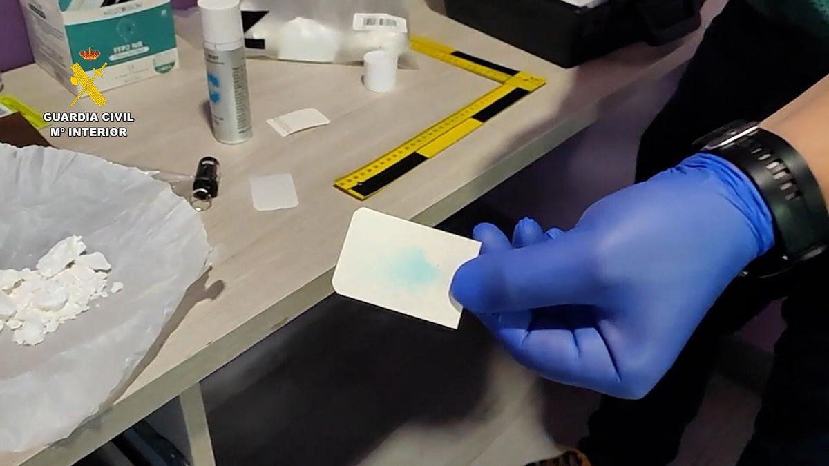 Cae una banda que vendía droga en Torrox
