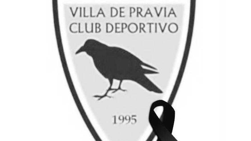 El escudo del Villa de Pravia, con un crespón negro