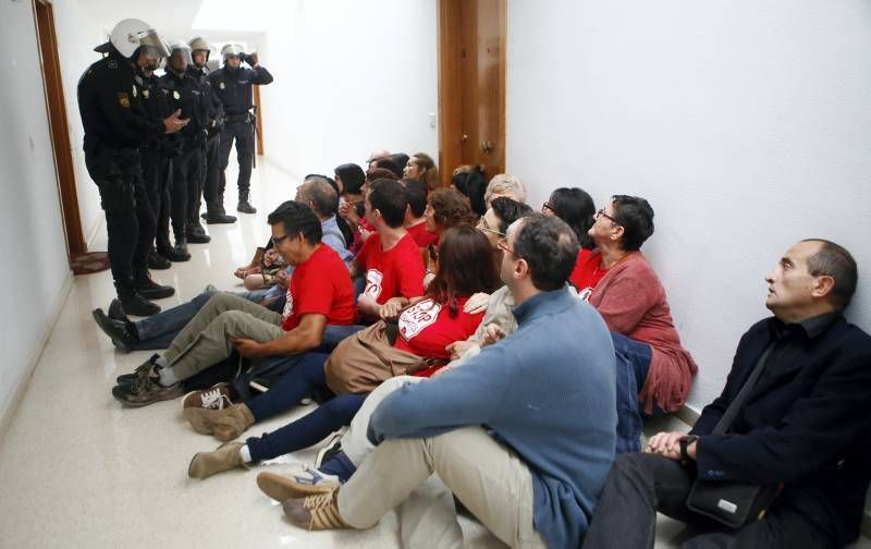 Fotogalería: El primer lanzamiento que Stop Desahucios no logra parar