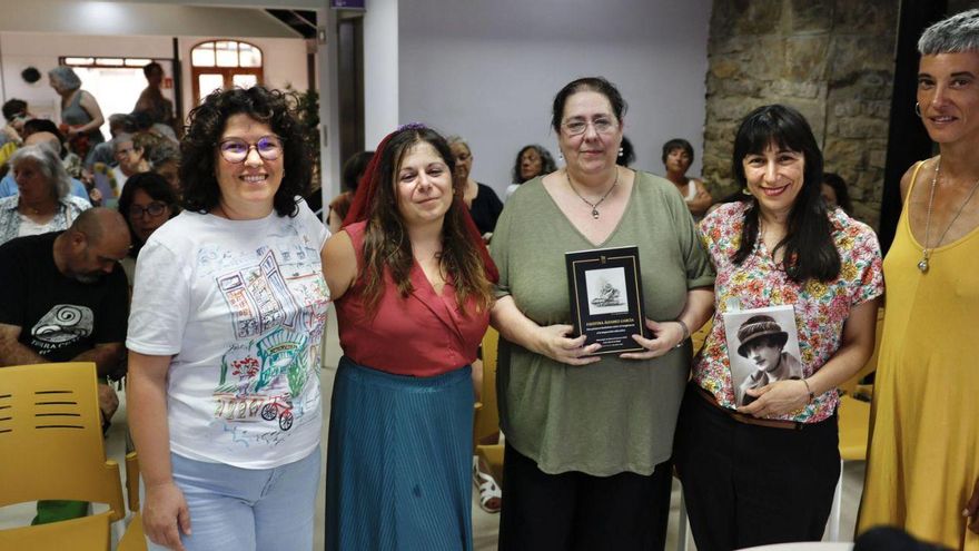 El legado de dos maestras avilesinas, a debate en la Casa de las Mujeres | MIKI LÓPEZ