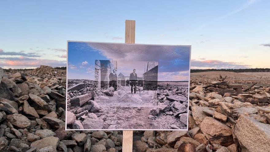 &quot;Reconstruyendo Argusino&quot;, una ruta para callejear por el pueblo engullido por las aguas