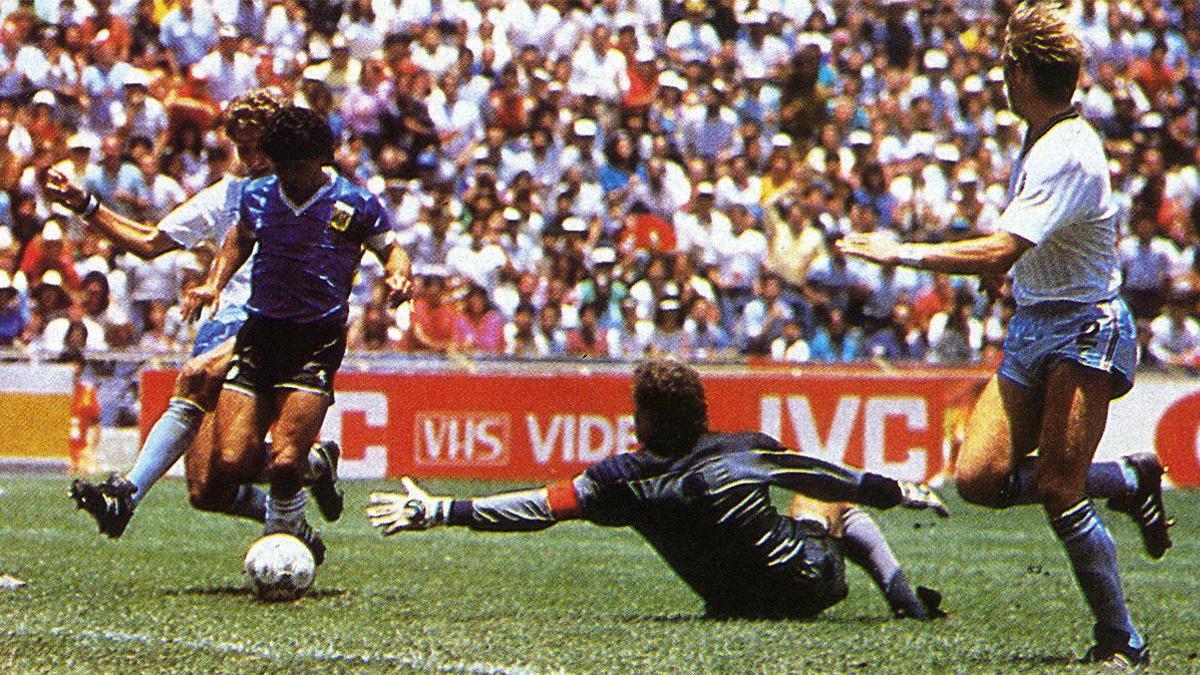 Maradona muere 34 años después del antológico gol con la mano a Inglaterra