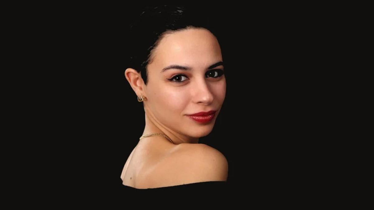 La escritora sevillana Irene Reyes-Noguerol, autora de 'Alcaravea'.