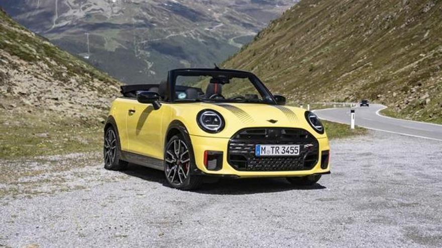 El Mini cabrio más potente alcanza 231 CV y brilla como nunca