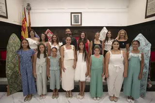 Sagunt desvela las telas oficiales de la Corte de Honor 2025-2026