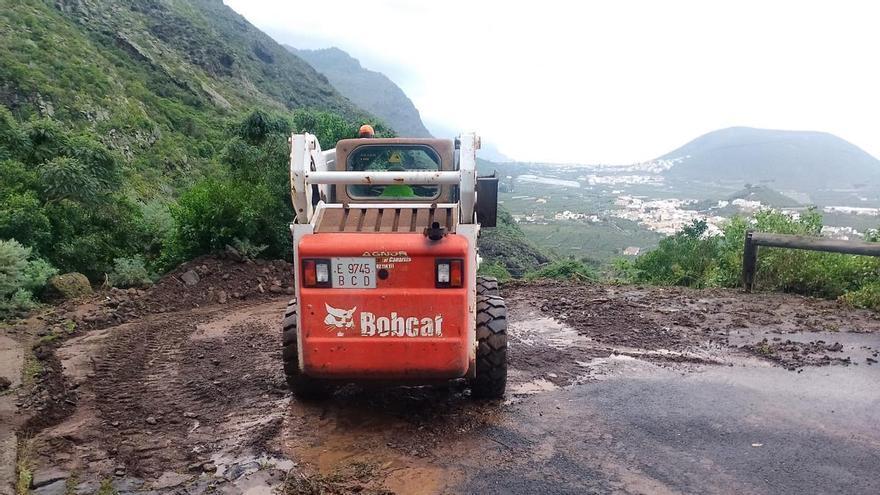 El cierre de la vía de Tierra del Trigo en Los Silos se prolongará al menos un mes más