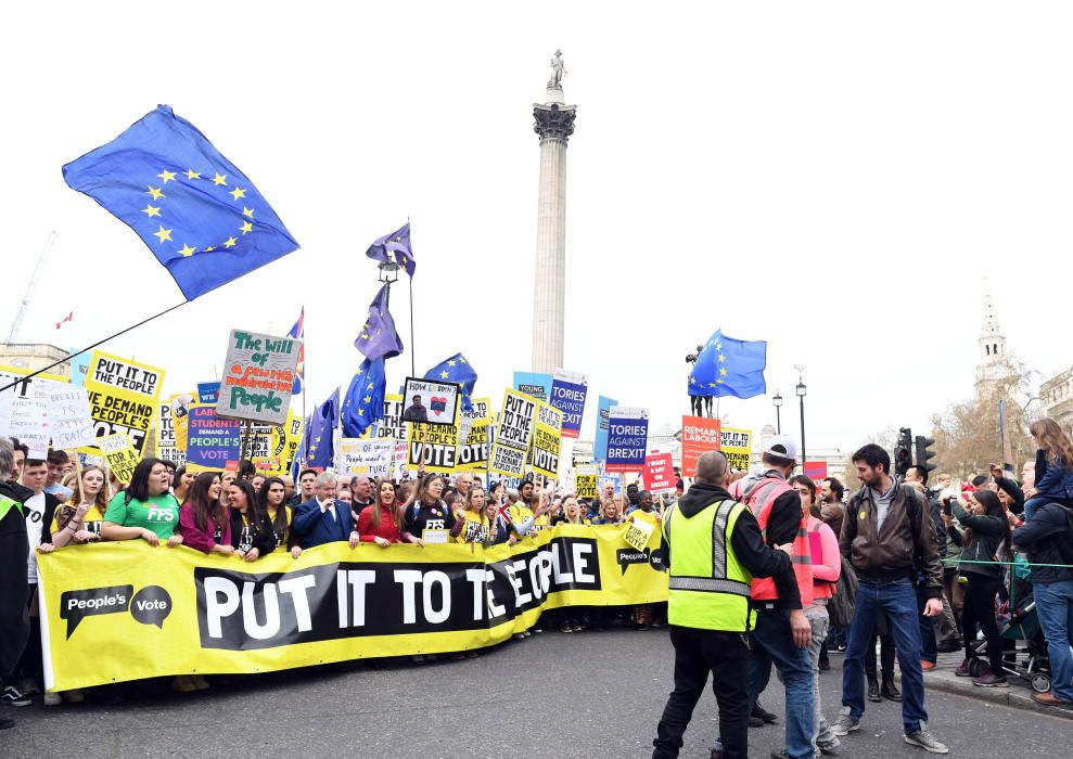 Miles de personas marchan por un nuevo Brexti