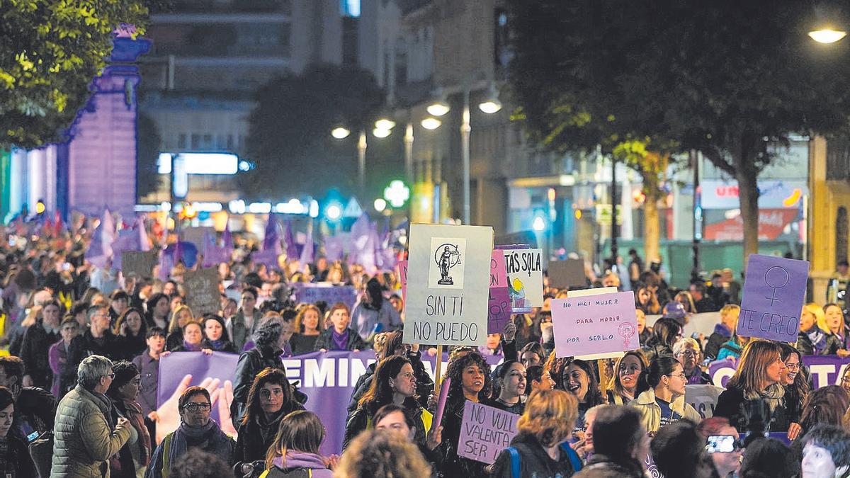 Manifestación del 25N contra la violencia de género en València