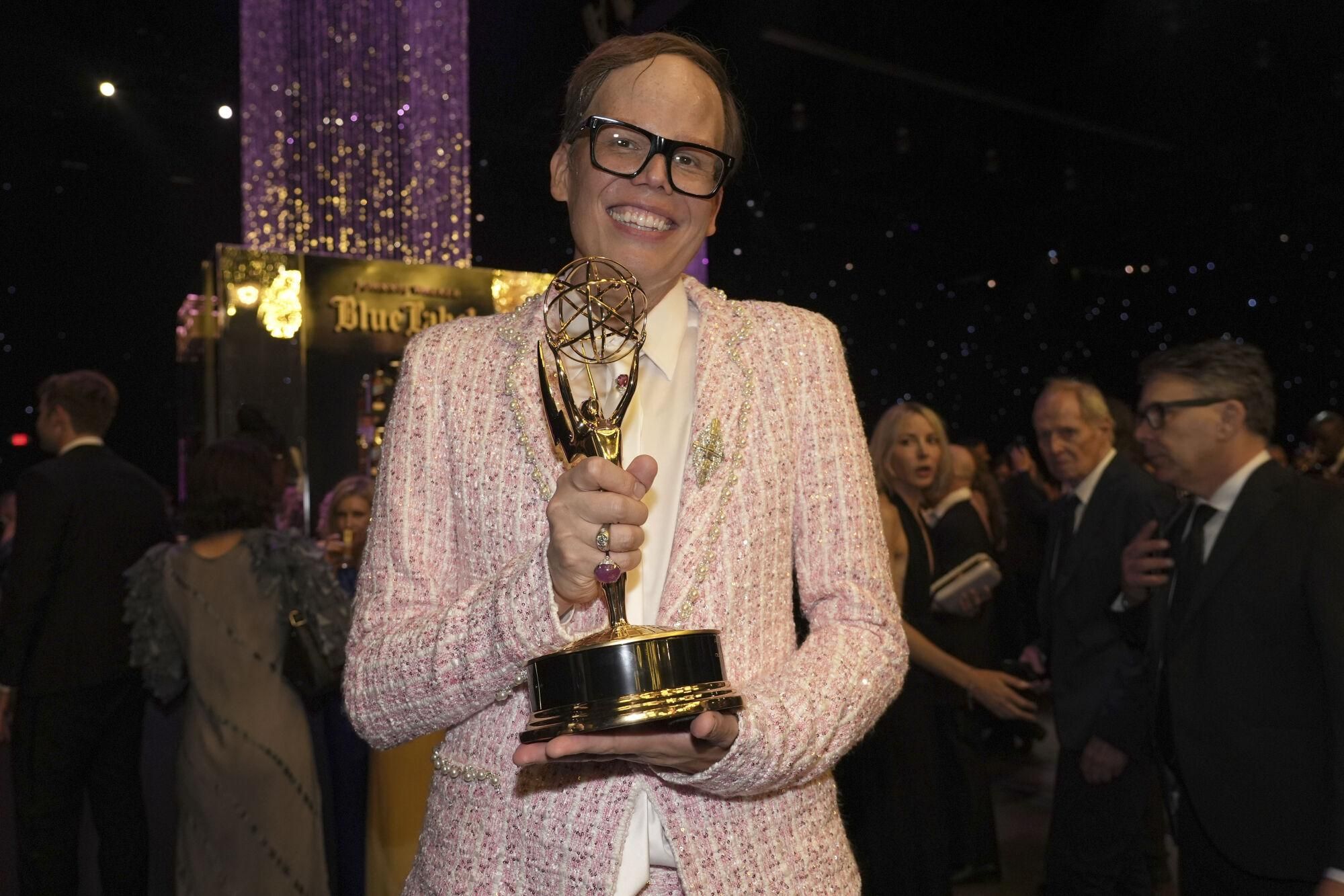 Jeff Hiller, winner of the award for outstanding supporting actor in a comedy series for "Somebody Somewhere,"attends the Governors Ball for the 77th Primetime Emmy Awards on Sunday, Sept. 14, 2025, at the Los Angeles Convention Center in Los Angeles. (AP Photo/Chris Pizzello). 091425132020, 21334631,