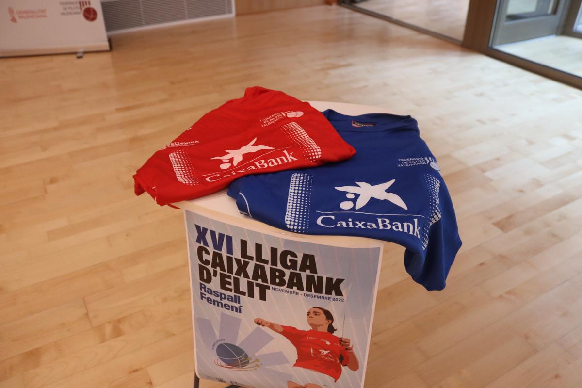 La XVI edició de la Lliga CaixaBank de raspall entra en una nova etapa ja que serà la primera amb les jugadores en equips d’èlit.