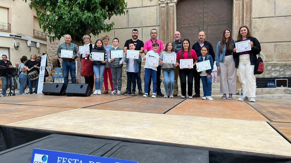 Galardonados en el concurso literario de la Festa des Parlar de Sa de Tàrbena, que se celebró el pasado sábado.