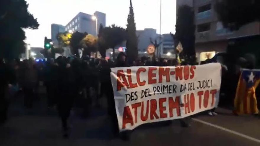 Manifestantes cortan la Diagonal y la Gran Vía de Barcelona