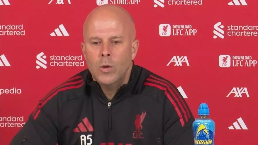 Slot: "Un buen final de temporada no salvará al Liverpool"
