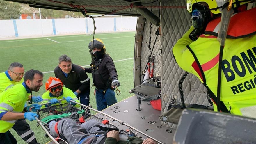 Herido grave tras caerse al río Segura desde una altura de 20 metros