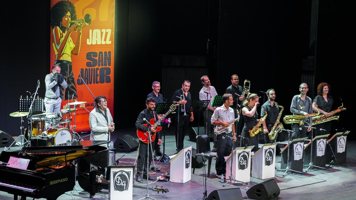 Uros Peric y la Barcelona Big Blues Band en San Javier.