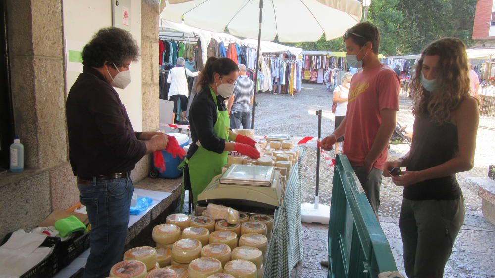 Ambiente en "la plaza" de Cangas de Onís.