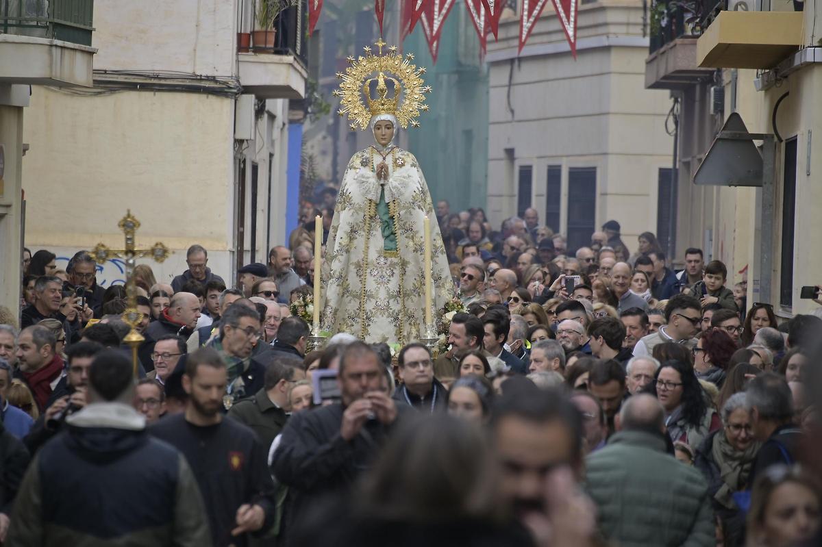 Así ha sido la salida de la patrona de Elche en romería