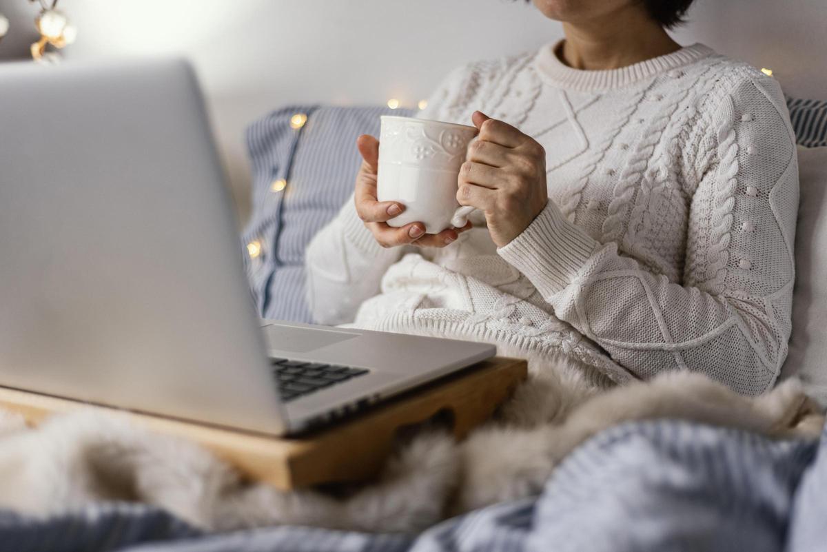 Cómo trabajar desde casa y mantenerse caliente sin encender la calefacción.