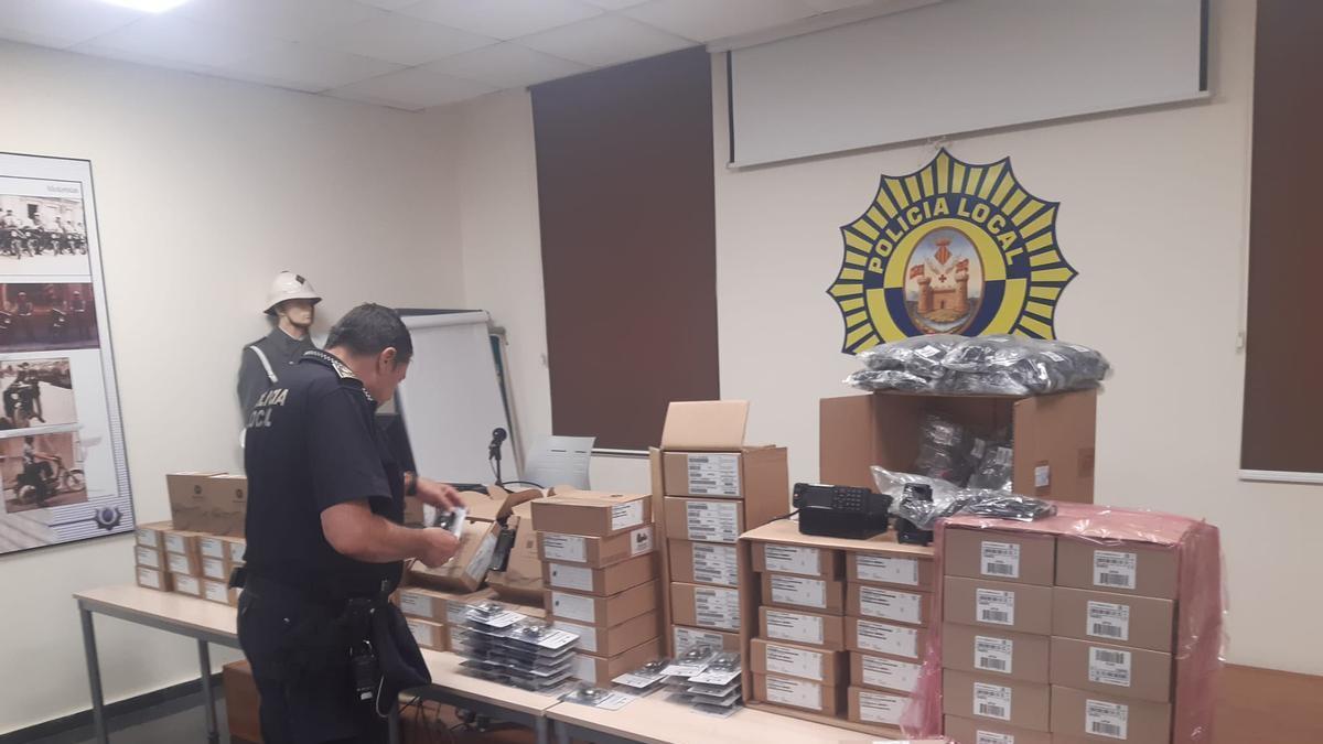 Los nuevos terminales con los que cuenta la Policía Local de Alcoy