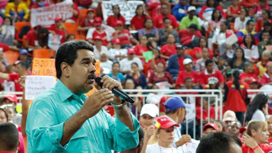 Maduro asegura que si se cumplen los requisitos del referéndum se celebrará