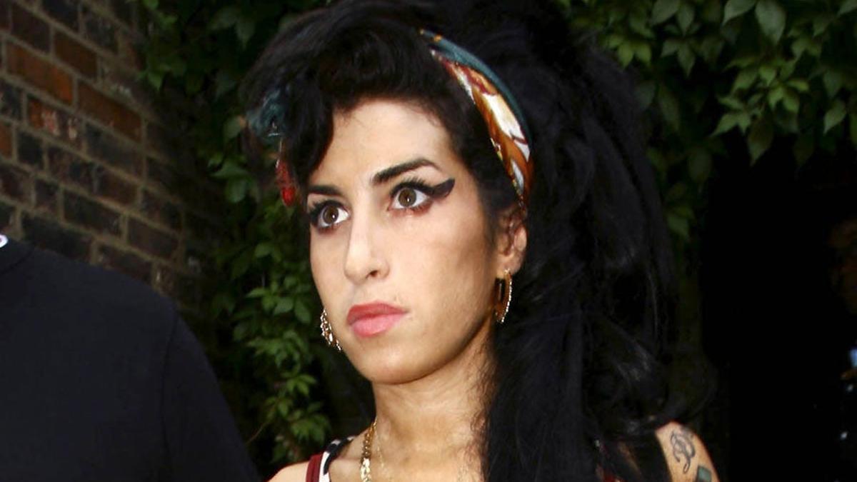 Roban en casa de Amy Winehouse