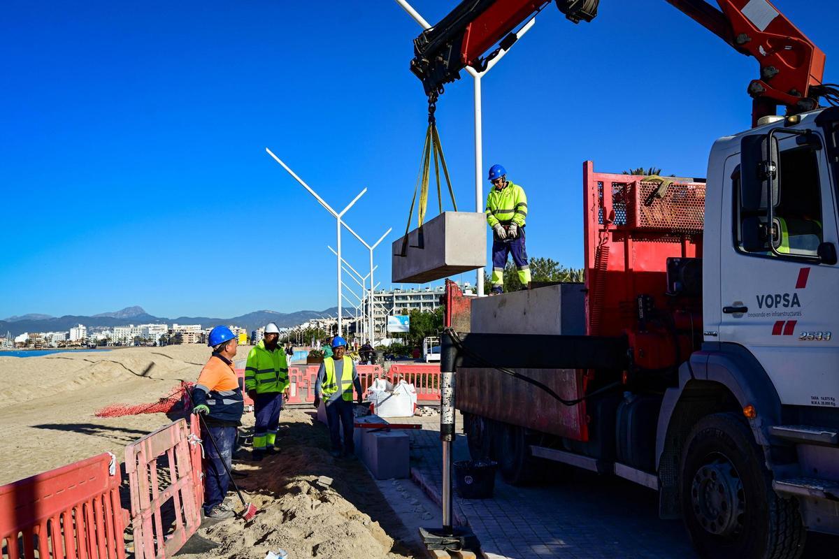 Obreros trabajando.