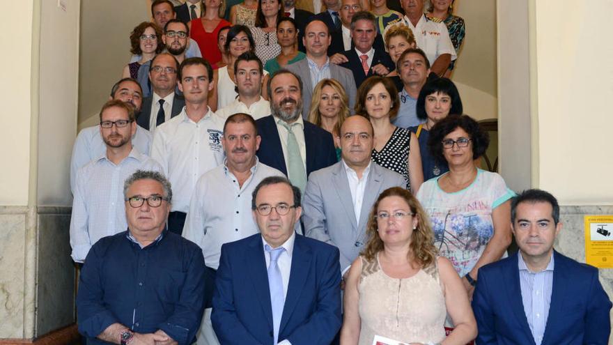 A la reunión han asistido una treintena de alcaldes, alcaldesas y concejales