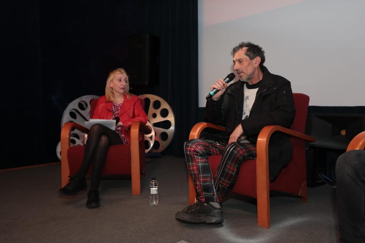 Presentación en la Filmoteca de Zaragoza del documental de Manolo Kabezabolo