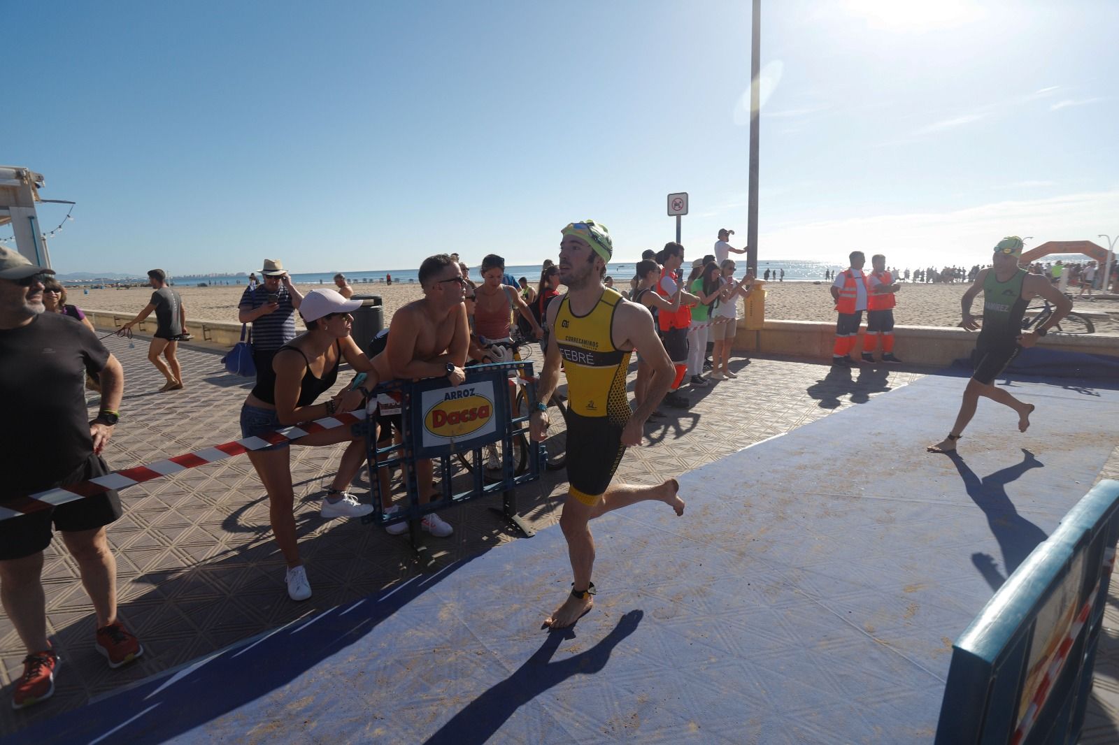 El Triatlón Playa de la Malvarrosa, en imágenes