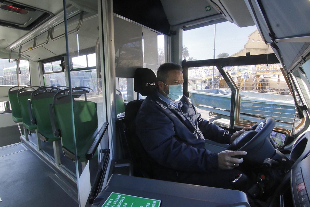 Los nuevos microbuses a gas de Aucorsa para el casco histórico y Alcolea