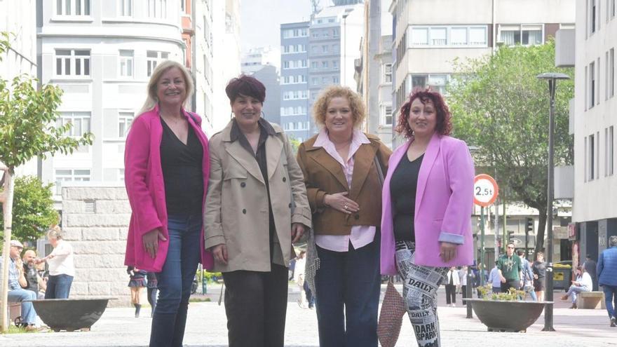 Pacientes de fibromialgia, esclerosis múltiple, incontinencia y lupus se alían para "visibilizar lo invisible" en A Coruña: "Las enfermedades, a veces, van por dentro"