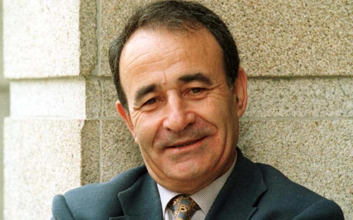 Carlos Casares (1941-2002), homenaxeado en 2017 Carlos Casares (1941-2002), homenaxeado en 2017