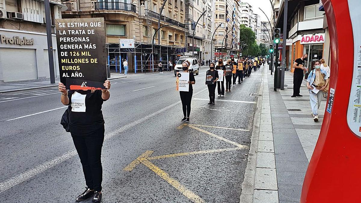 Caminando por la libertad de las mujeres explotadas | L.O.