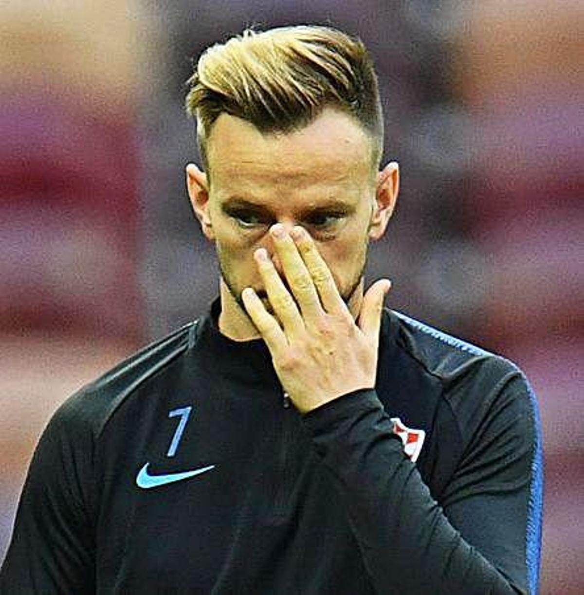 Koeman comunica a Suárez, Rakitic y Arturo Vidal que no cuenta con ellos