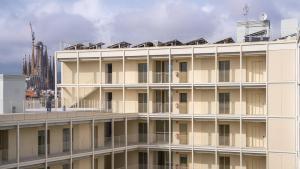 Barcelona entrega 35 pisos públics més d’Illa Glòries: aquests són els preus