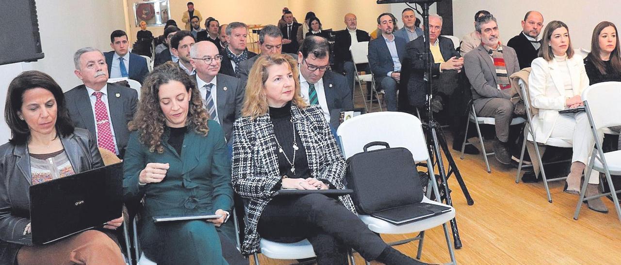 Asistentes a las jornadas que tuvieron lugar en Lucena organizadas por el Consejo Social de la Universidad de Córdoba.