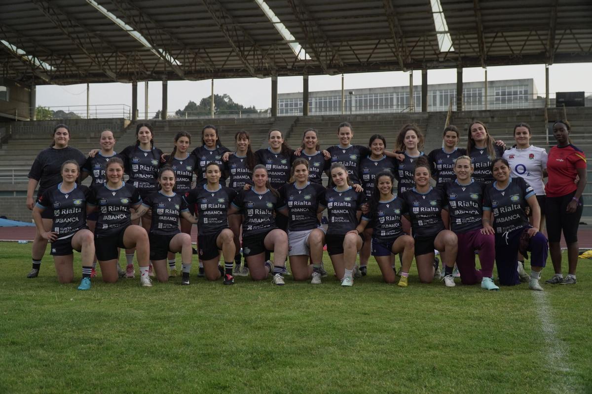 La plantilla del CRAT posa antes de disputar la final de la Copa de la Reina.