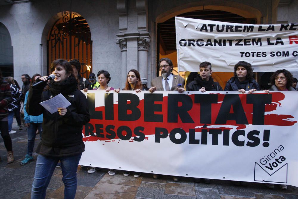 Concentració de suport als CDR a Girona