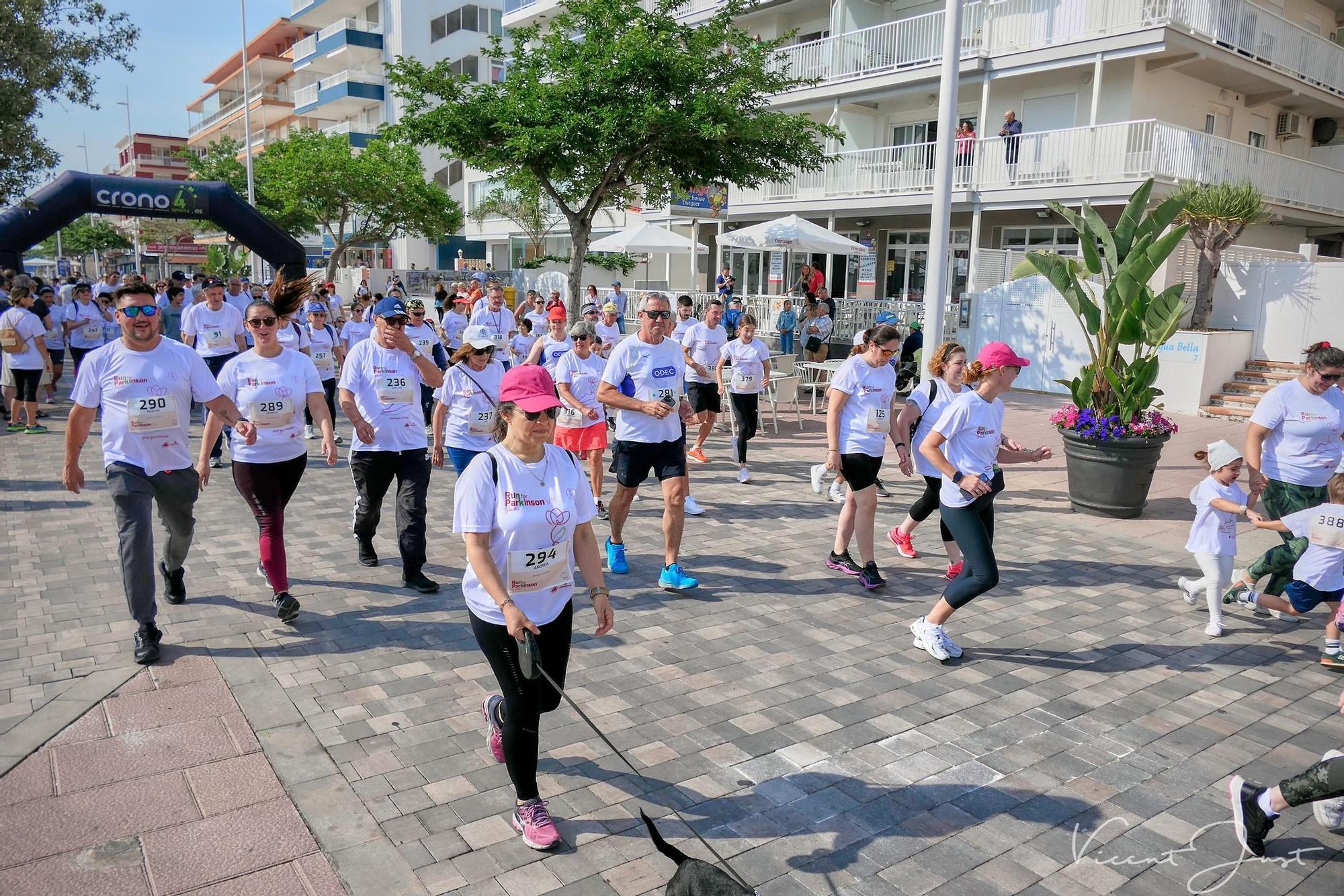 Búscate en el Run For Parkinson de la playa de Gandia