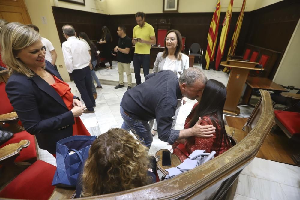 Despedidas en el salón de plenos de Sagunt